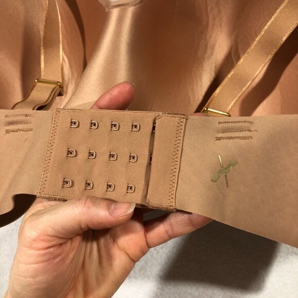 knix Bra Womens 8++ 40G 42G Wingwoman Bra Cavassa Wireless EVBRA110DRB82 NEW $65 - Picture 5 of 15